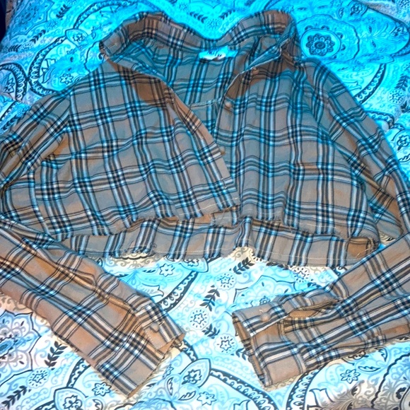 Princess Polly cropped flannel - Picture 7 of 9